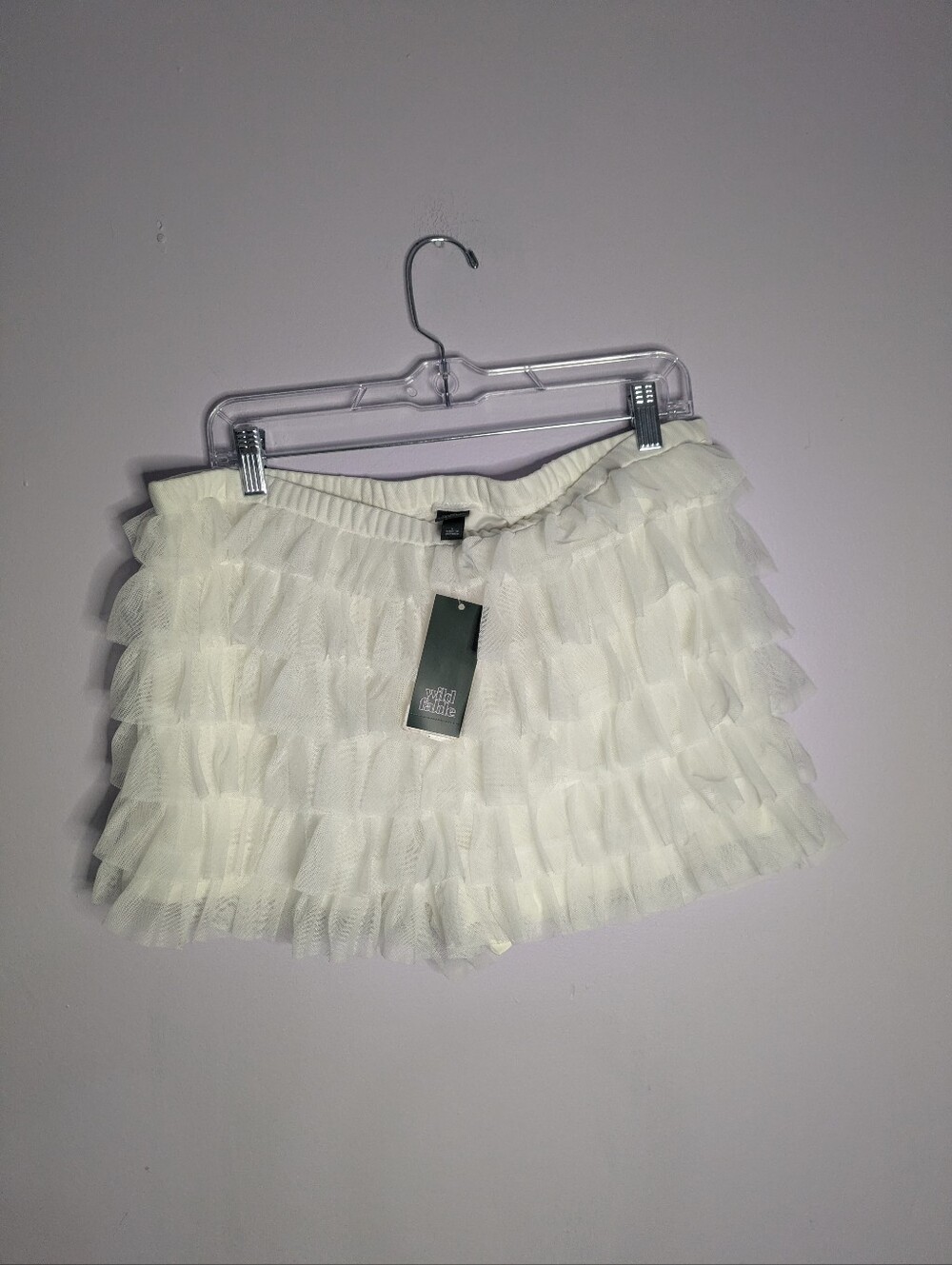 NWT White Ruffle Bloomer Shorts By Wild Fable Size Large